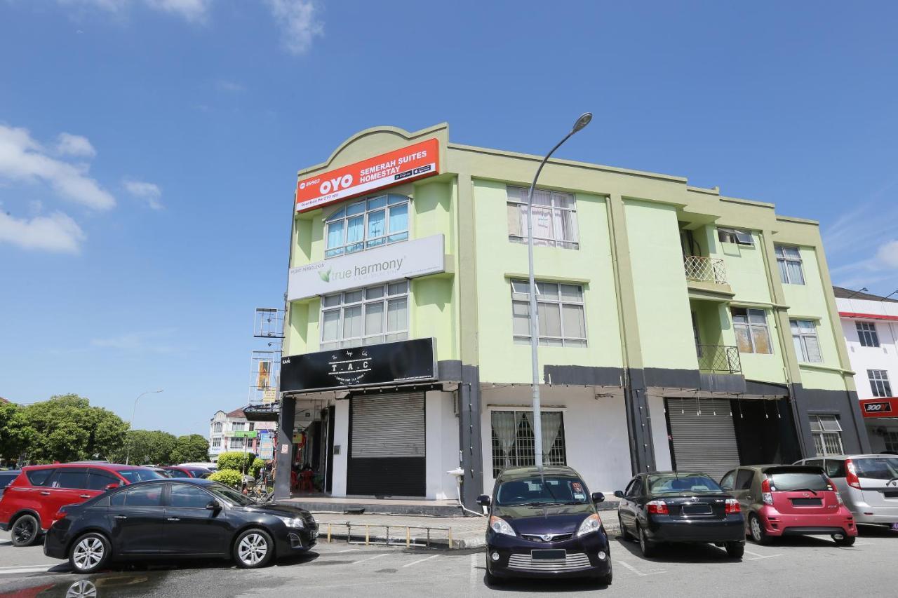 Semerah Suites Homestay Pontian Pontian Kecil Exteriör bild